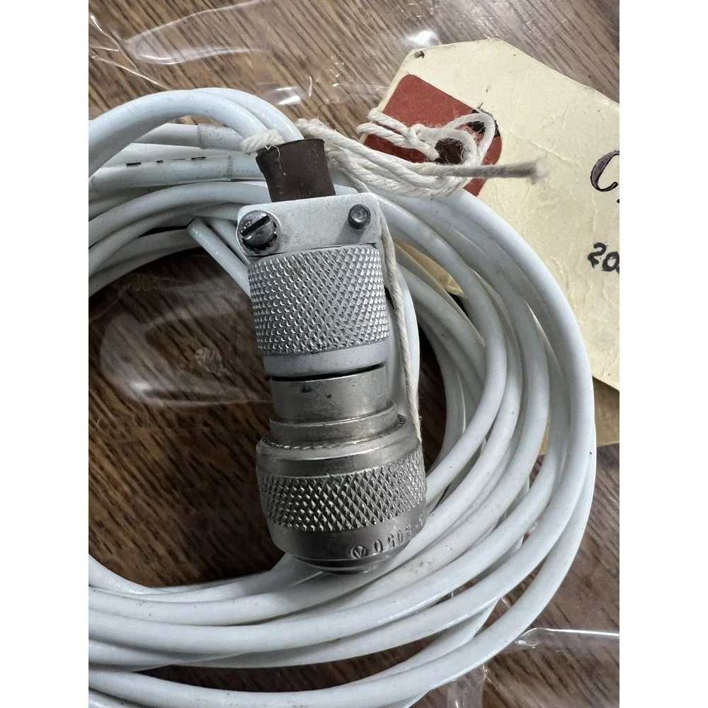 GENERAL DYNAMICS‎ CONNECTOR PART # 20-3625 AF33(657)8260 C/7/67